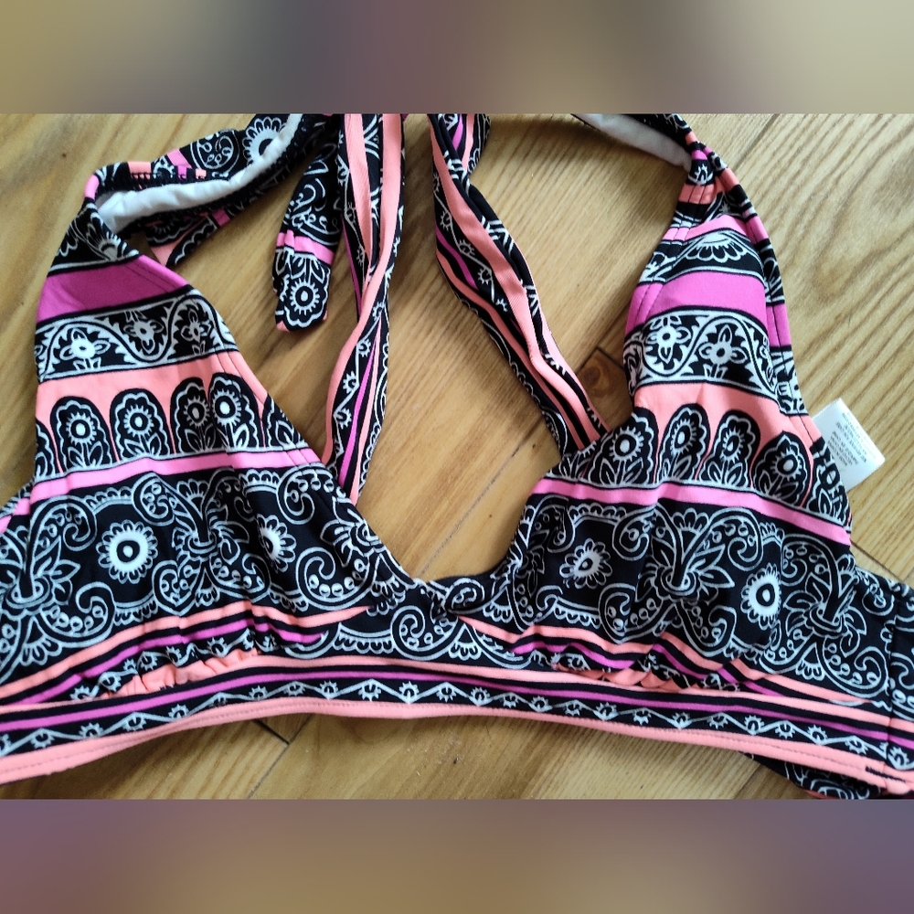 Bikini Top 34/36 C Cup Summer Sale 🌼